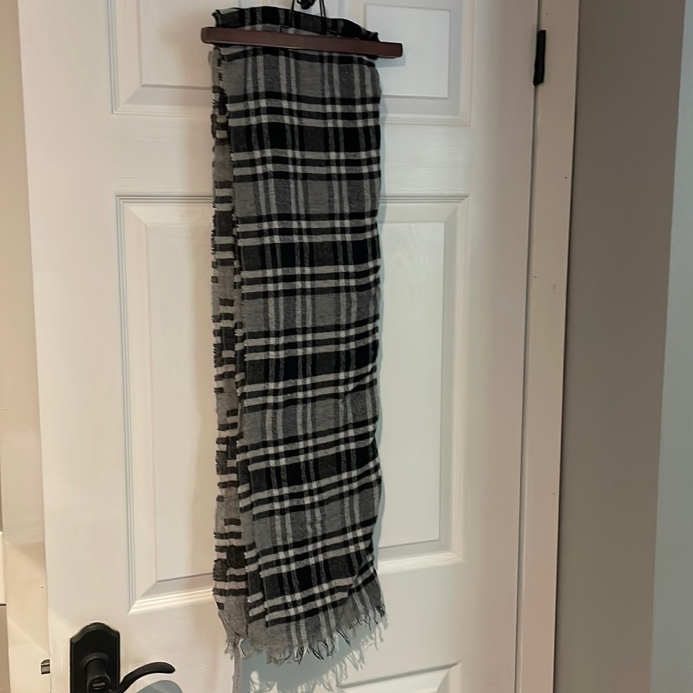 Scarf NWT